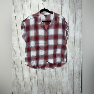 Eddie Bauer Cap Sleeve Plaid Button Up Shirt White Red Blue Size Large